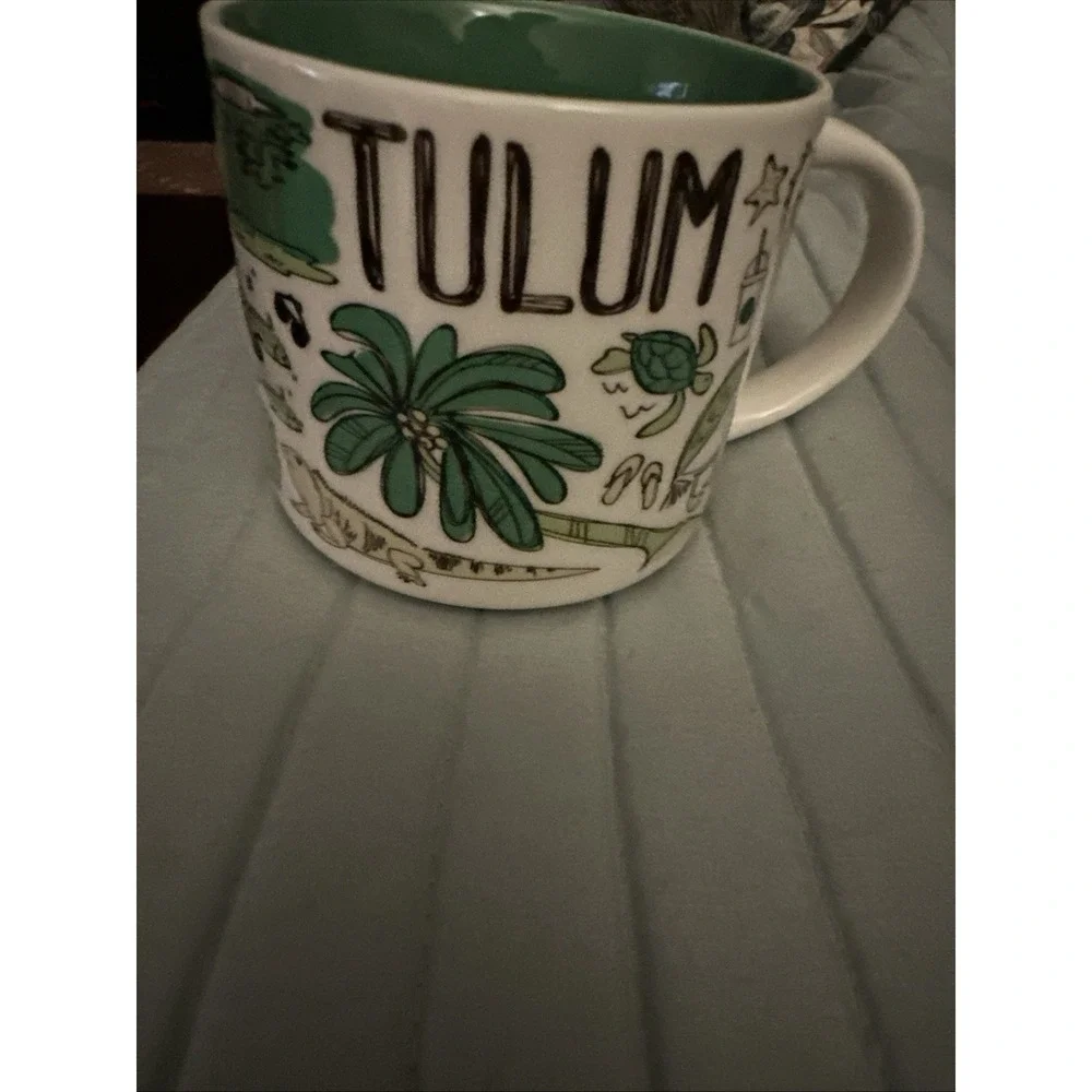 Starbucks Tulum 